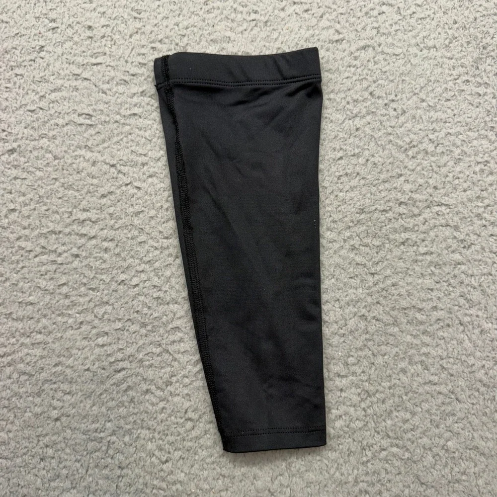 Nike N1000773010OS Swoosh Unisex OSFM Black Compression Basketball Arm Sleeve